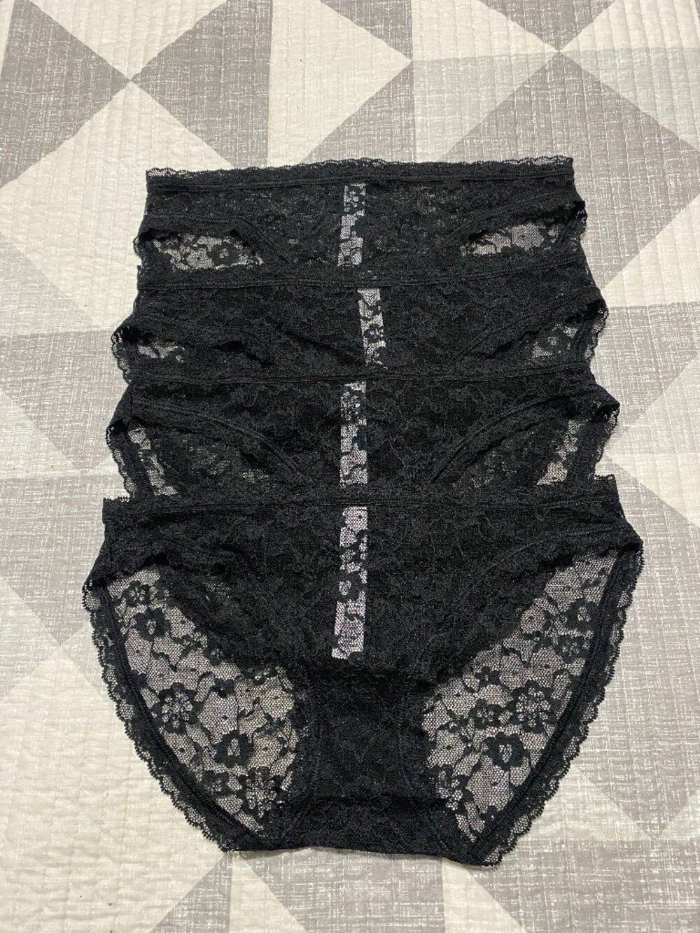 NWT Victoria's Secret Black Floral Lace Bikini Panties (Pack of 4) Size XS